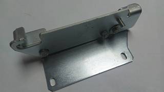 Schienenhalterung rechts mont.